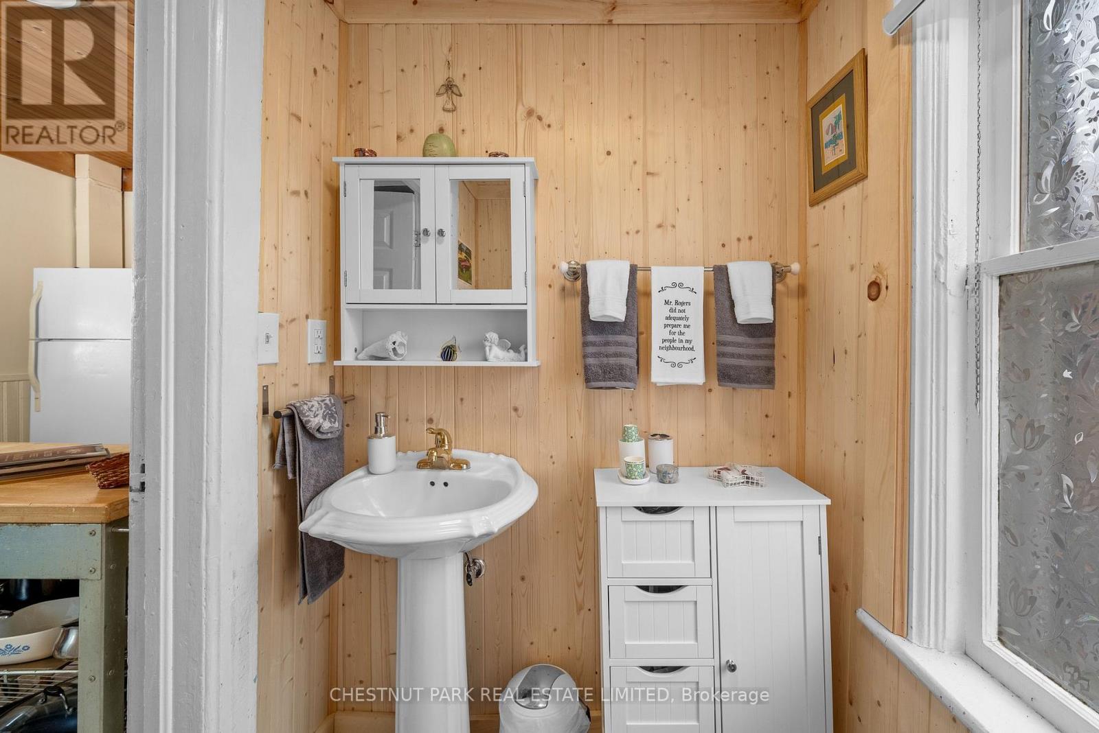 12 Maple Avenue, Prince Edward County, Ontario  K0K 2T0 - Photo 20 - X12533608