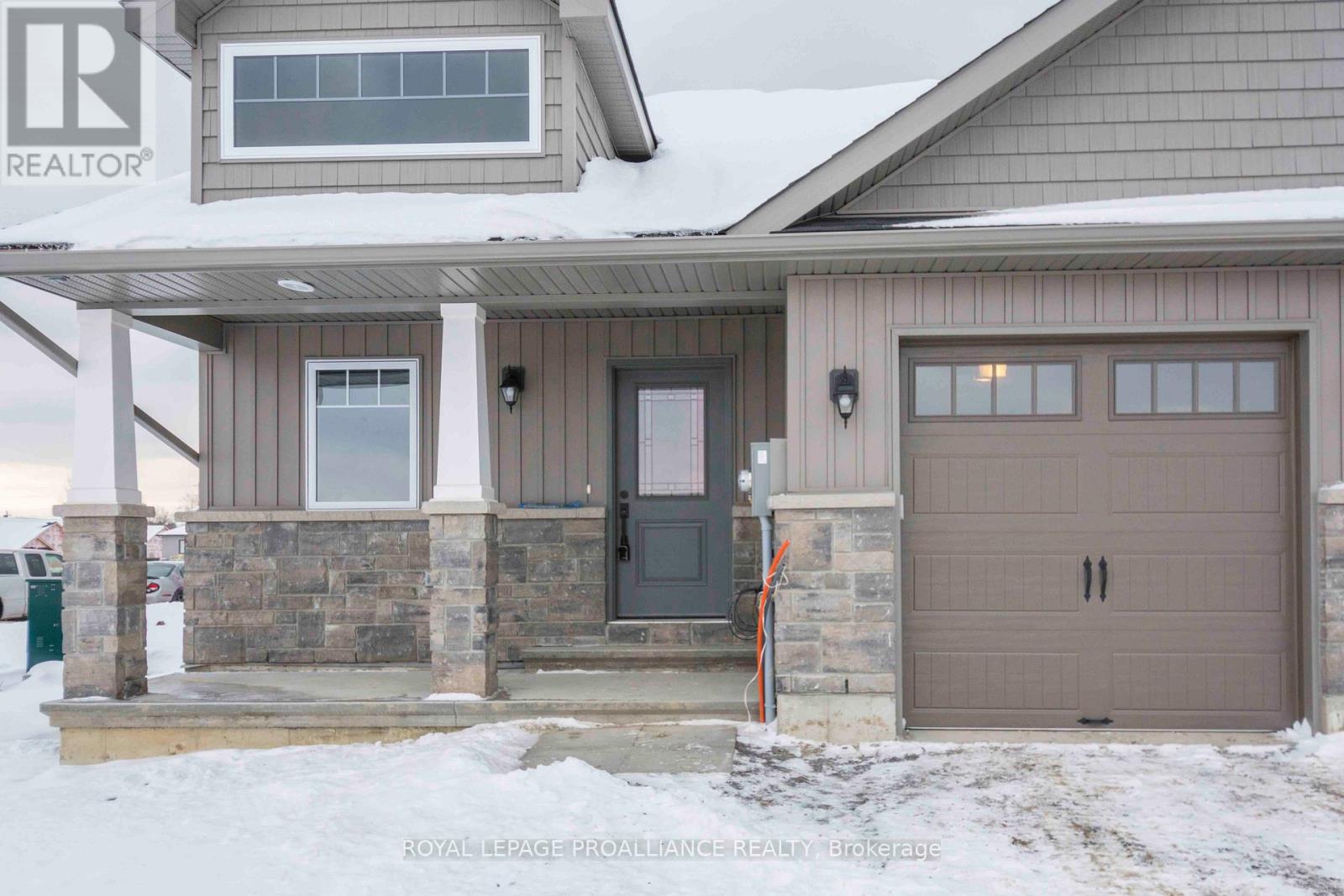 117 Farrington Crescent, Prince Edward County, Ontario  K0K 2T0 - Photo 2 - X12534336