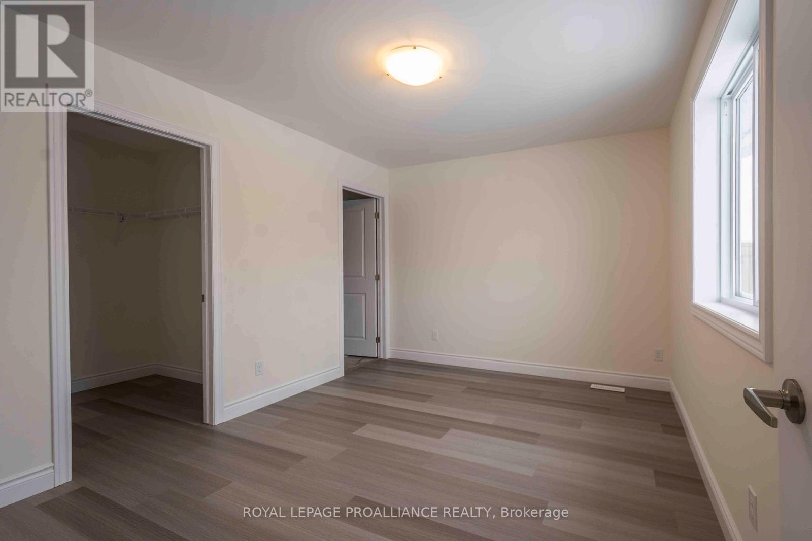 119 Farrington Crescent, Prince Edward County, Ontario  K0K 2T0 - Photo 11 - X12534416