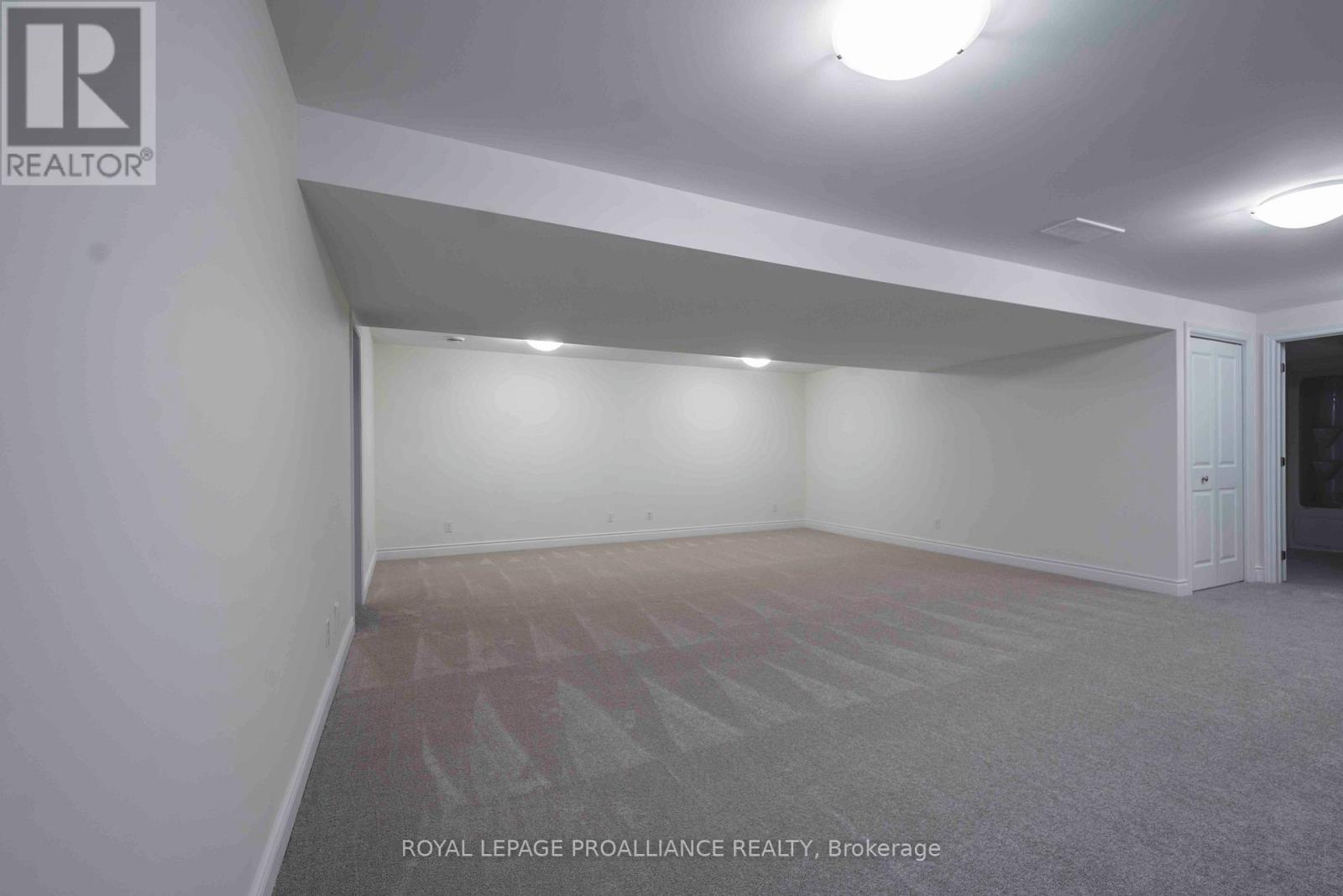 119 Farrington Crescent, Prince Edward County, Ontario  K0K 2T0 - Photo 18 - X12534416