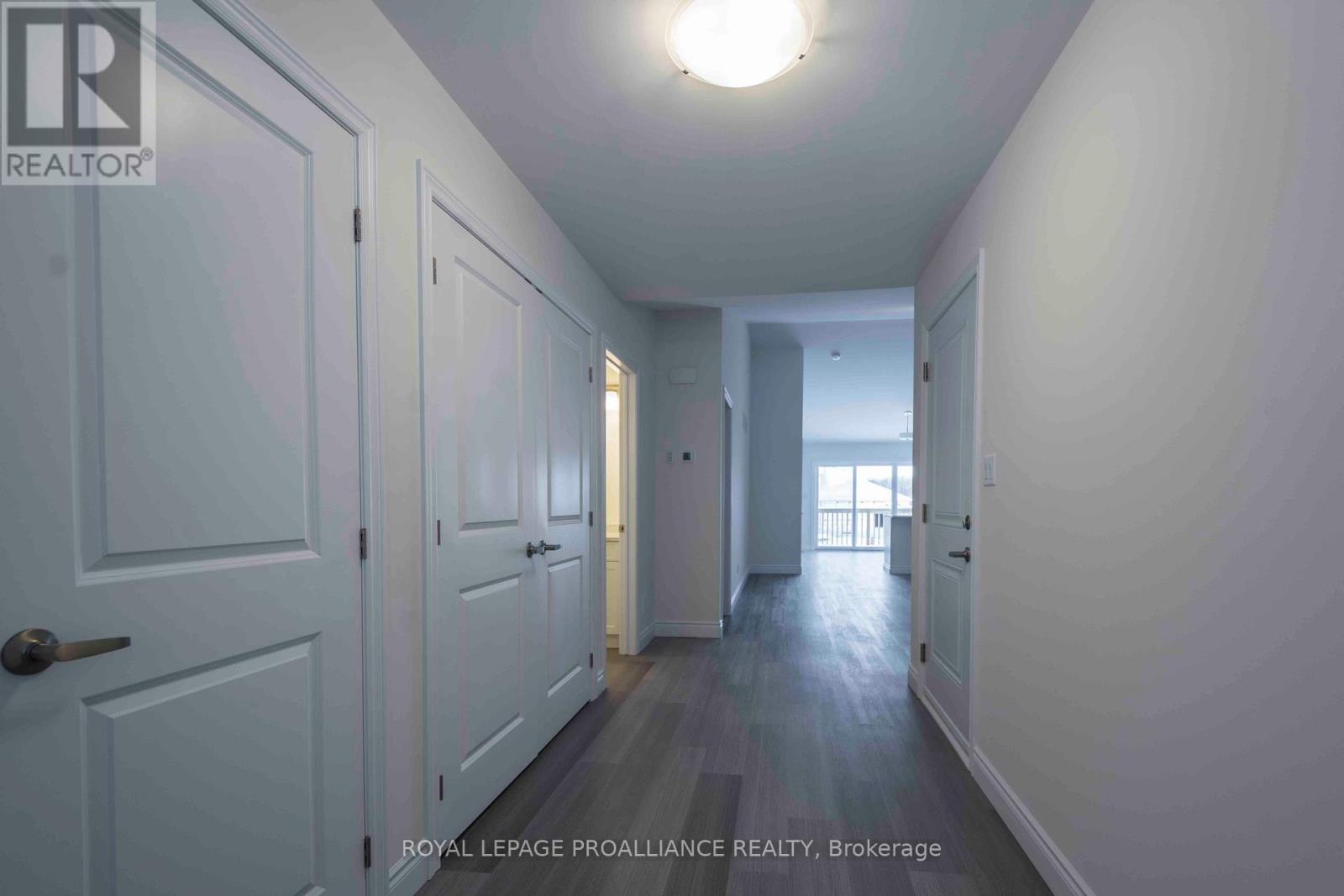 119 Farrington Crescent, Prince Edward County, Ontario  K0K 2T0 - Photo 3 - X12534416