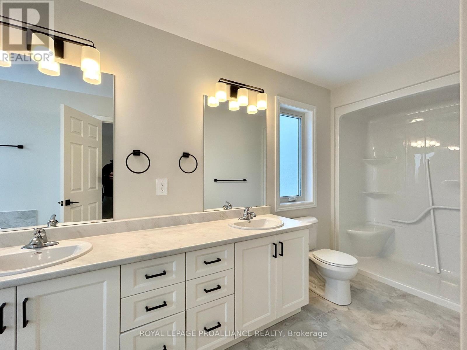 1 Otonabee Street, Belleville, Ontario  K8N 0T3 - Photo 13 - X12534438