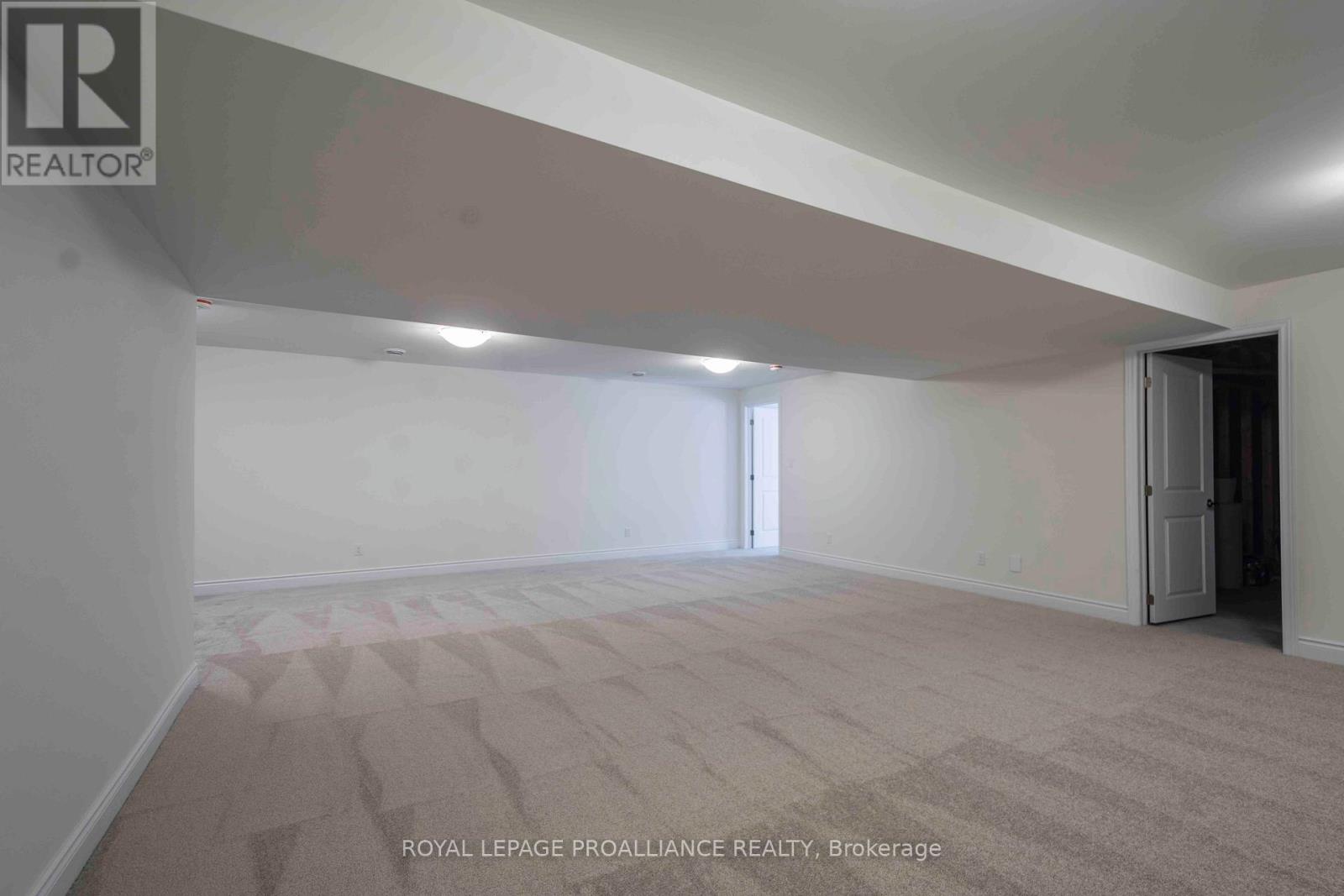 121 Farrington Crescent, Prince Edward County, Ontario  K0K 2T0 - Photo 19 - X12534456