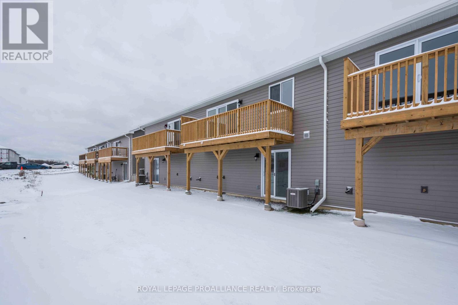 121 Farrington Crescent, Prince Edward County, Ontario  K0K 2T0 - Photo 24 - X12534456