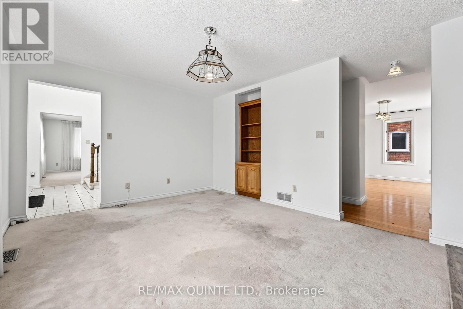 236 Palmer Road, Belleville, Ontario  K8N 4Z2 - Photo 10 - X12535754