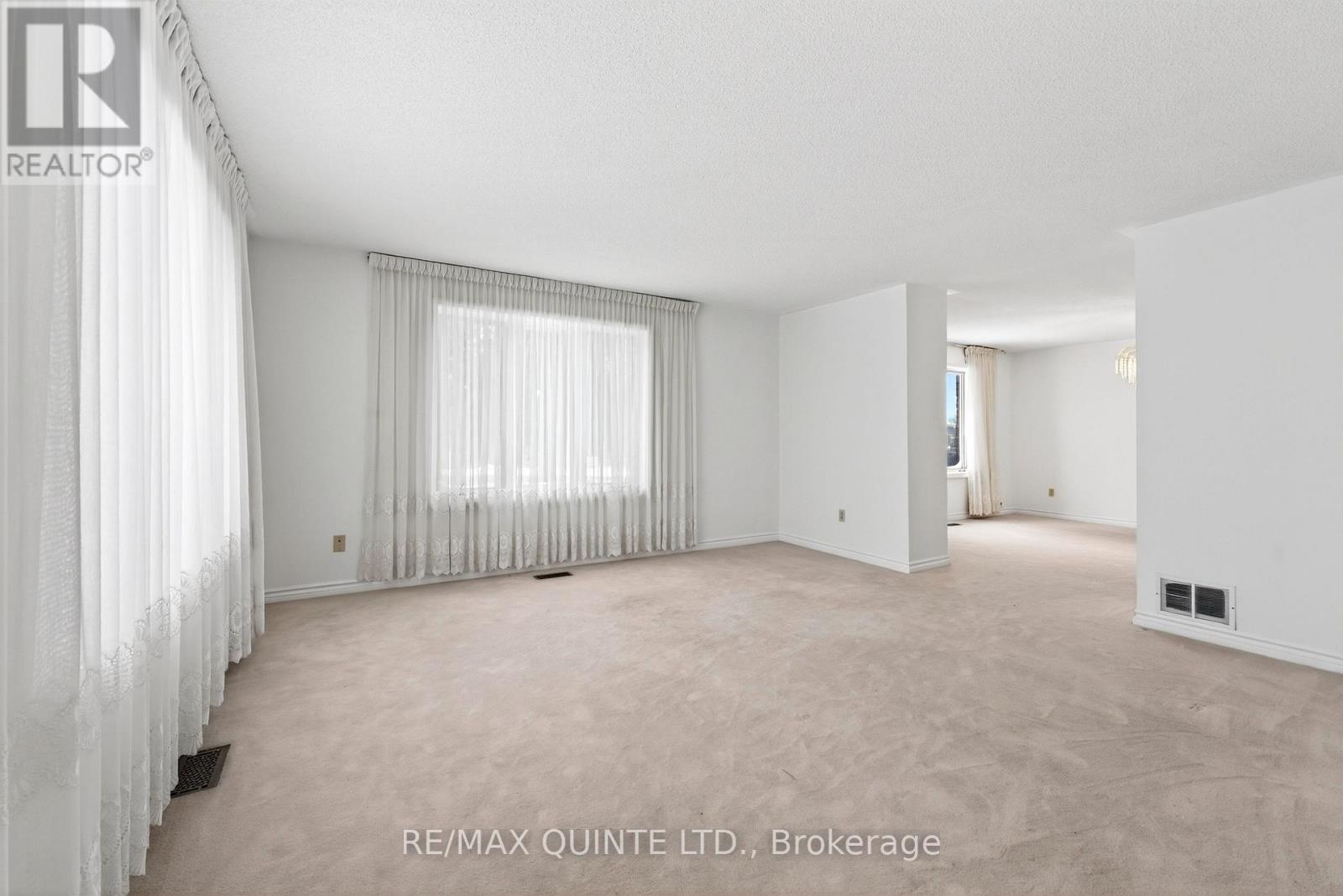 236 Palmer Road, Belleville, Ontario  K8N 4Z2 - Photo 22 - X12535754