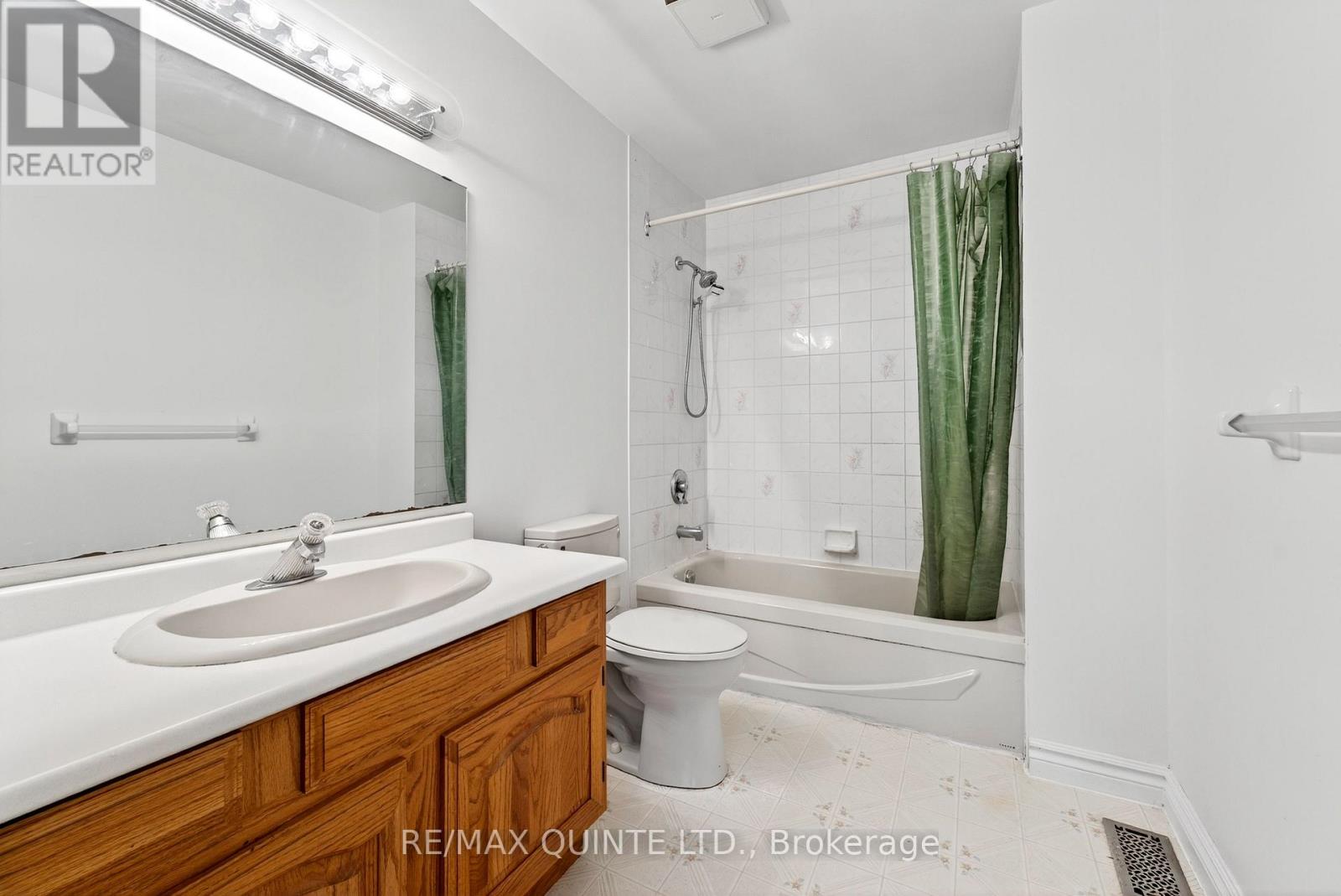 236 Palmer Road, Belleville, Ontario  K8N 4Z2 - Photo 38 - X12535754