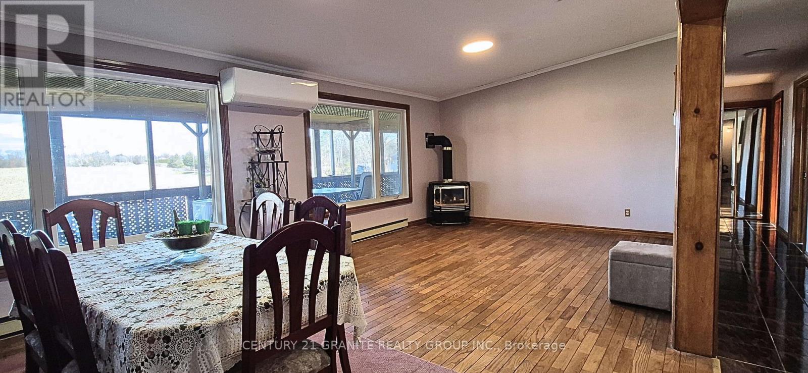 15 East Hungerford Road, Tweed, Ontario  K0K 3J0 - Photo 14 - X12535872