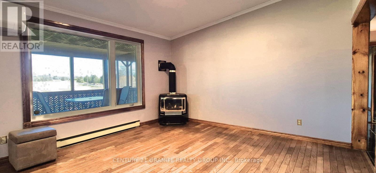 15 East Hungerford Road, Tweed, Ontario  K0K 3J0 - Photo 15 - X12535872