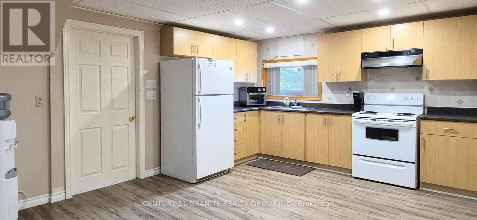 15 East Hungerford Road, Tweed, Ontario  K0K 3J0 - Photo 24 - X12535872