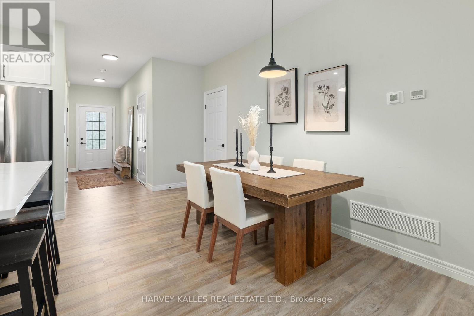 16 Dayton Court, Prince Edward County, Ontario  K0K 2T0 - Photo 4 - X12536698