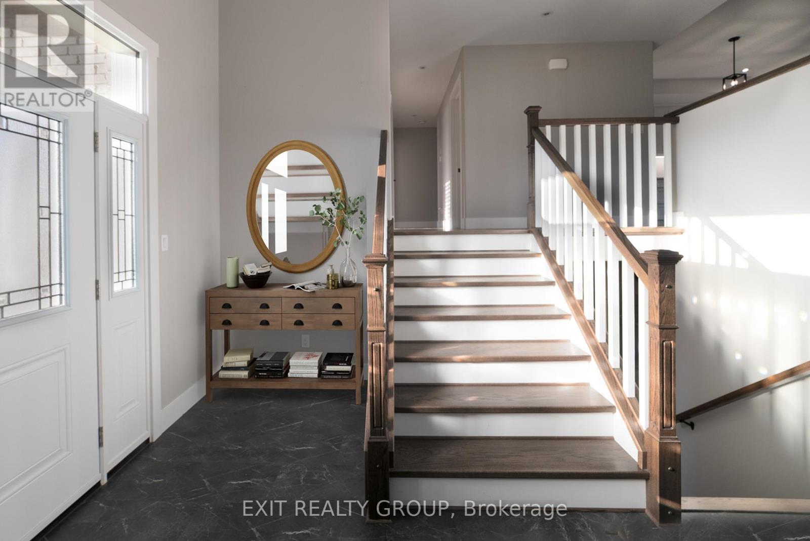 16532 Highway 2, Quinte West, Ontario  K8P 5P7 - Photo 3 - X12538646