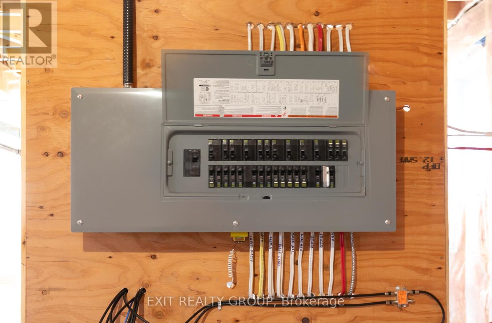 16532 Highway 2, Quinte West, Ontario  K8P 5P7 - Photo 32 - X12538646