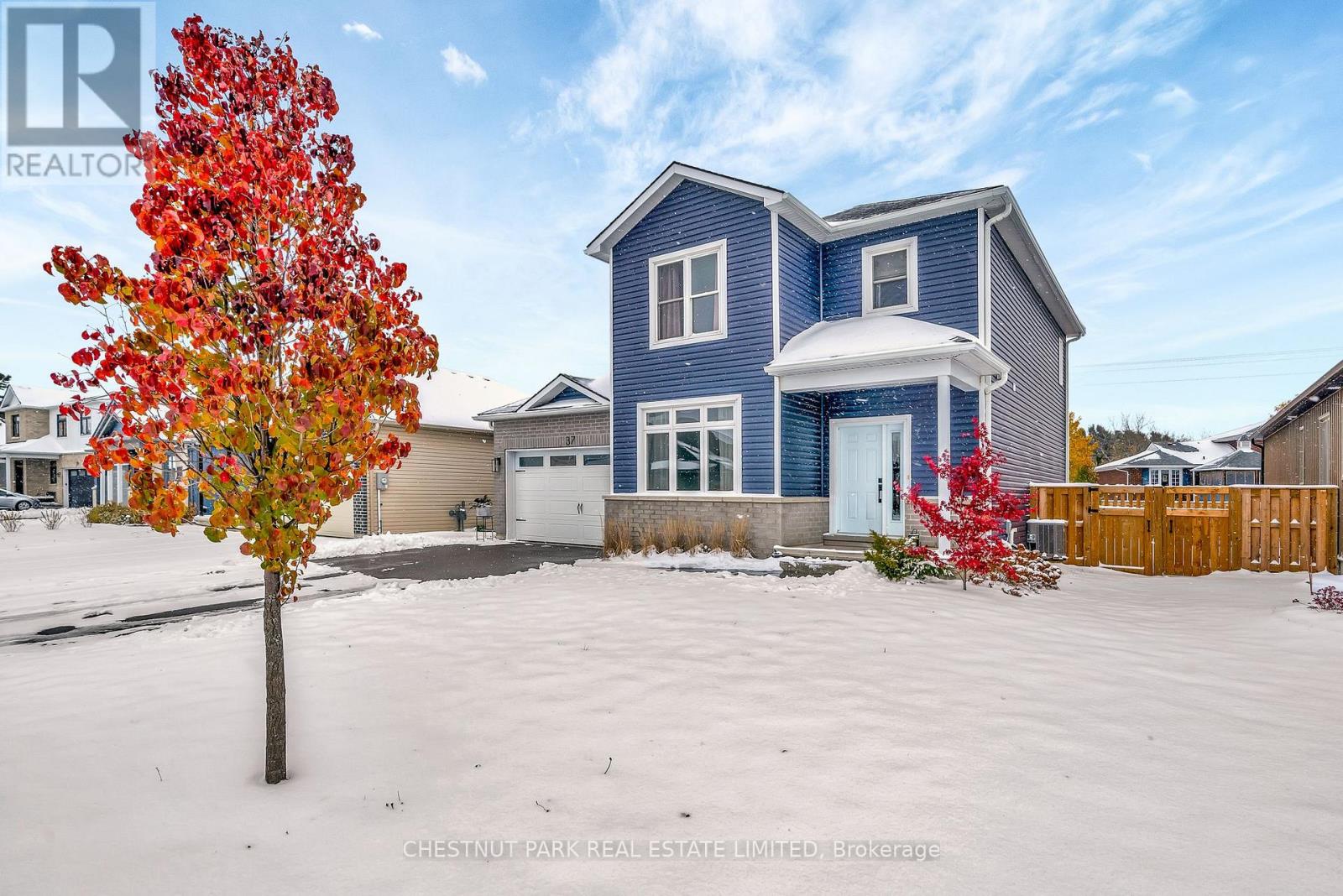 37 ALLEN STREET, Prince Edward County, Ontario