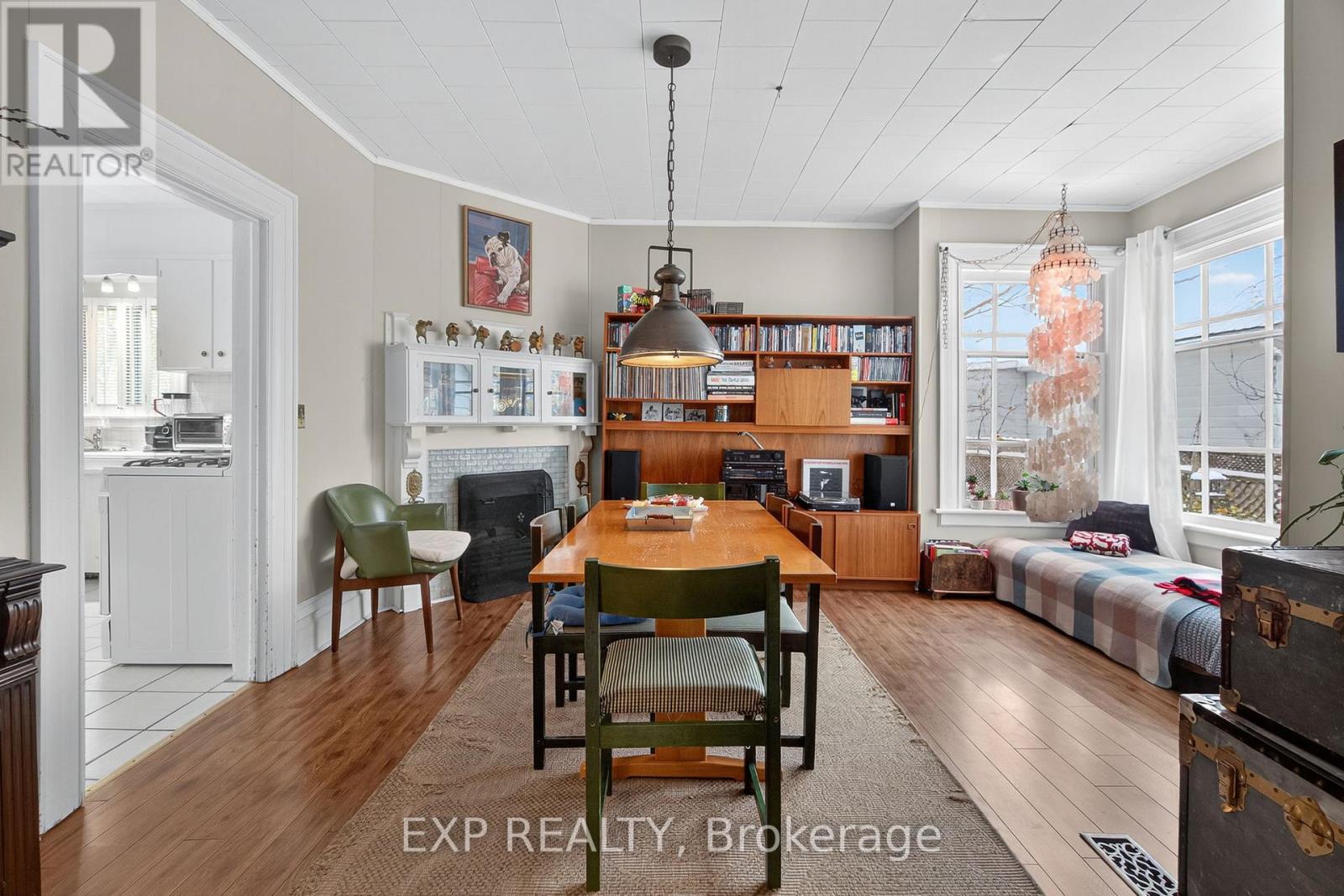 372 Main Street, Prince Edward County, Ontario  K0K 3L0 - Photo 11 - X12538820