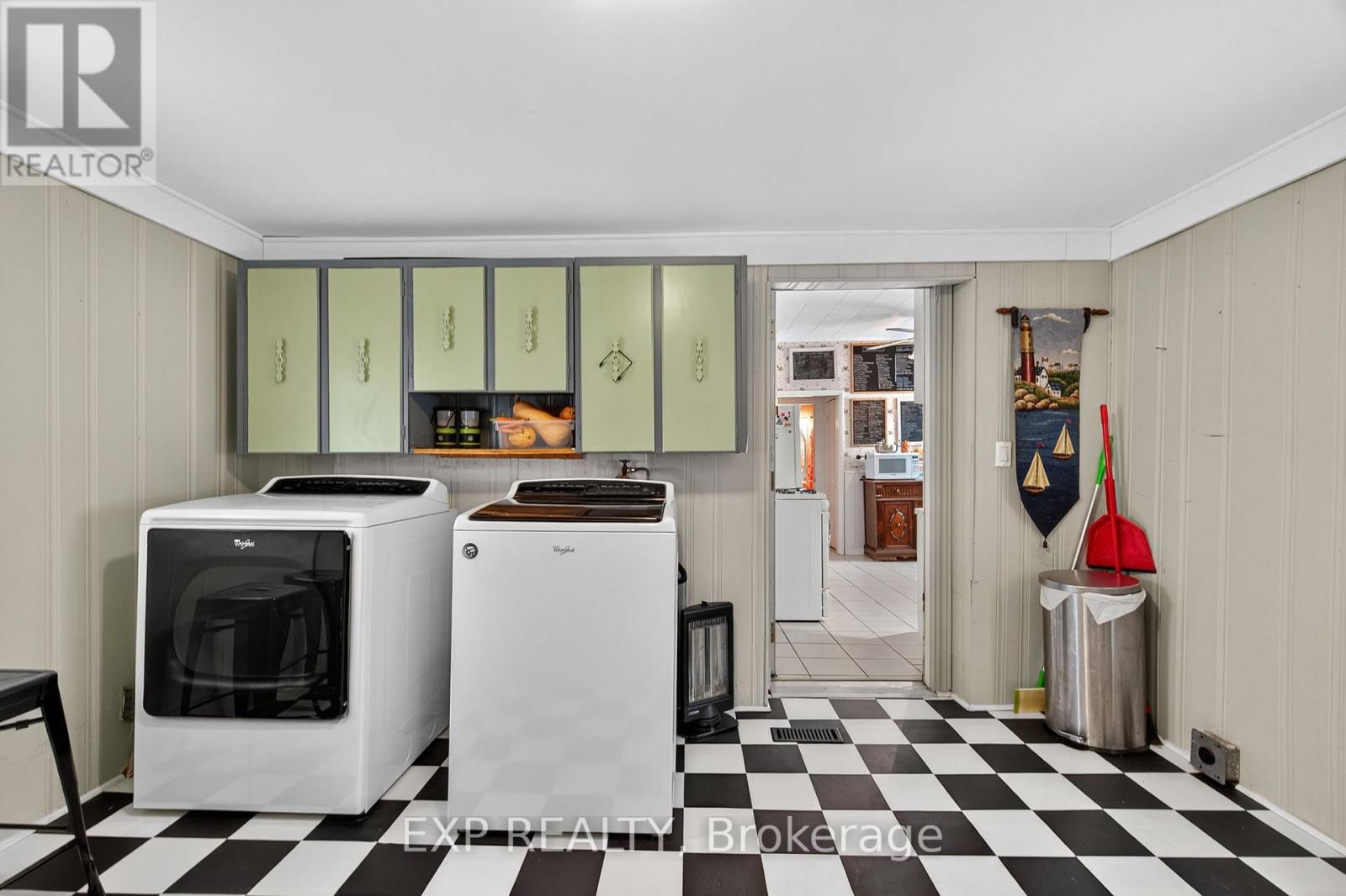 372 Main Street, Prince Edward County, Ontario  K0K 3L0 - Photo 20 - X12538820