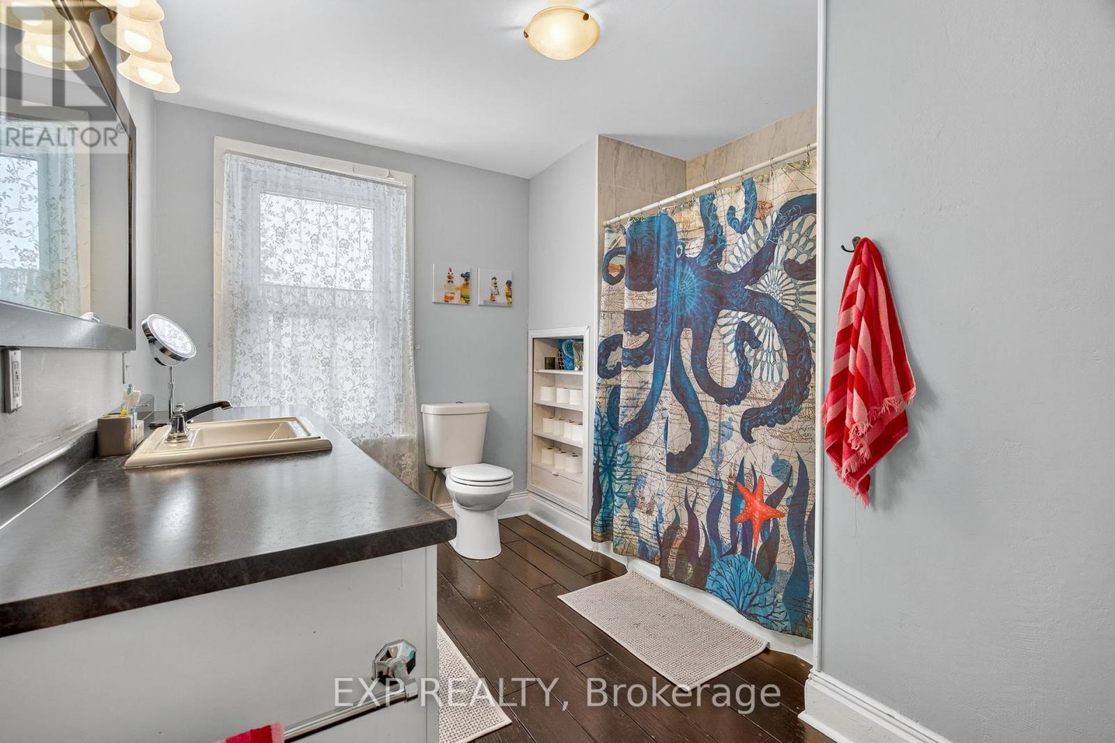 372 Main Street, Prince Edward County, Ontario  K0K 3L0 - Photo 26 - X12538820