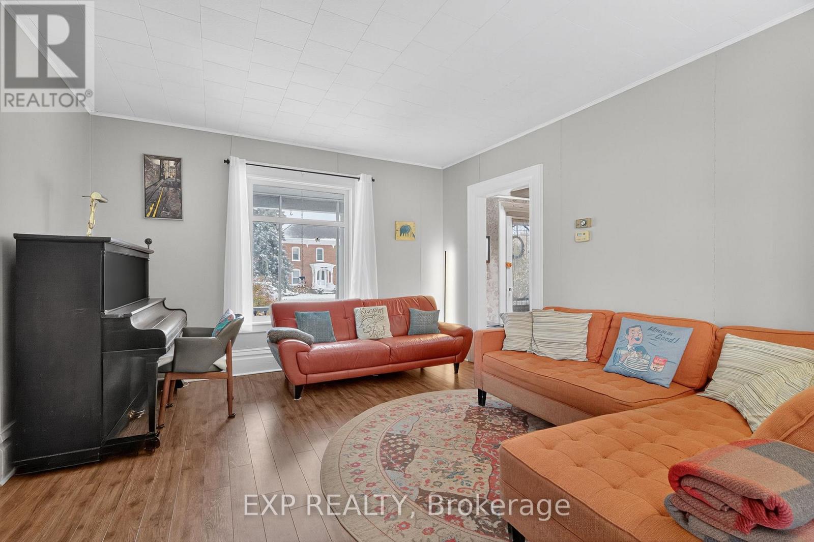 372 Main Street, Prince Edward County, Ontario  K0K 3L0 - Photo 9 - X12538820