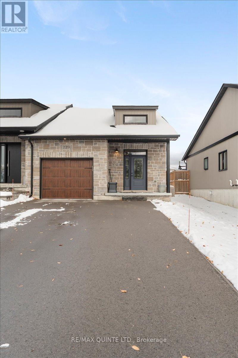 229 Baker Street, Stirling-Rawdon, Ontario  K0K 3E0 - Photo 2 - X12539124