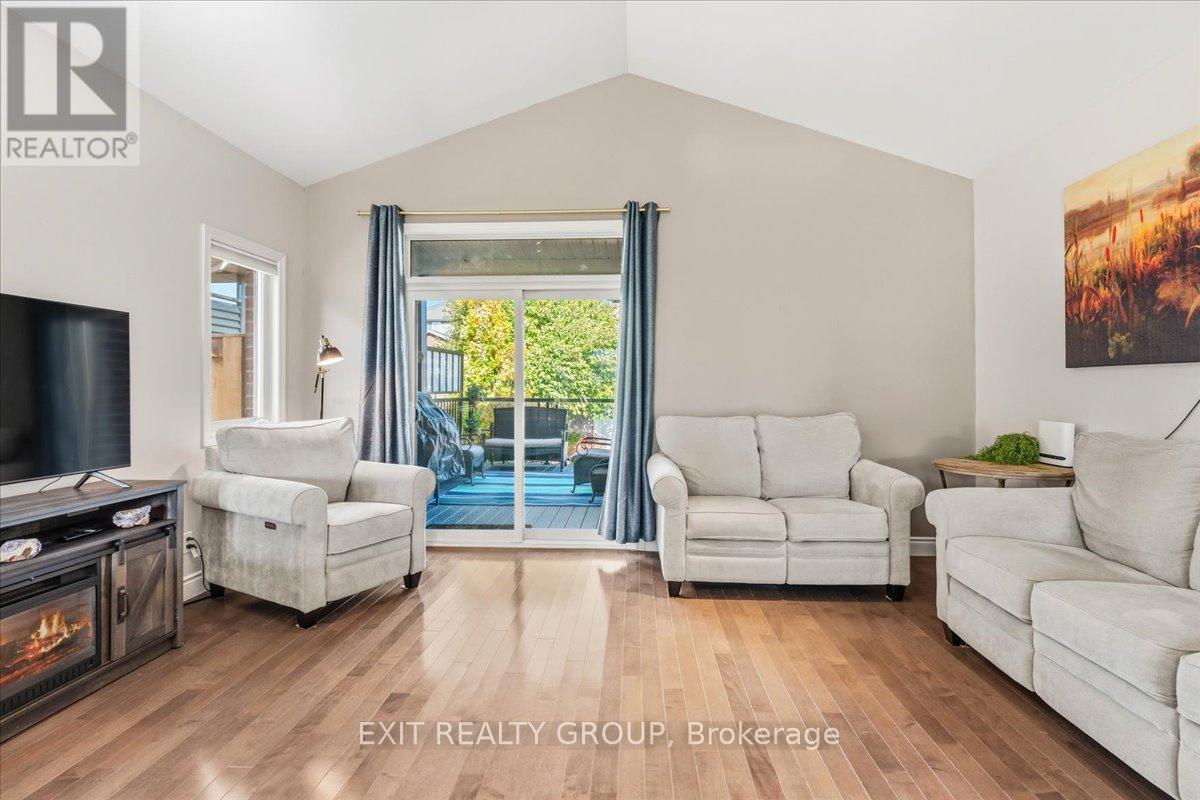 14 Cavendish Drive, Belleville, Ontario  K8N 0C2 - Photo 14 - X12540858