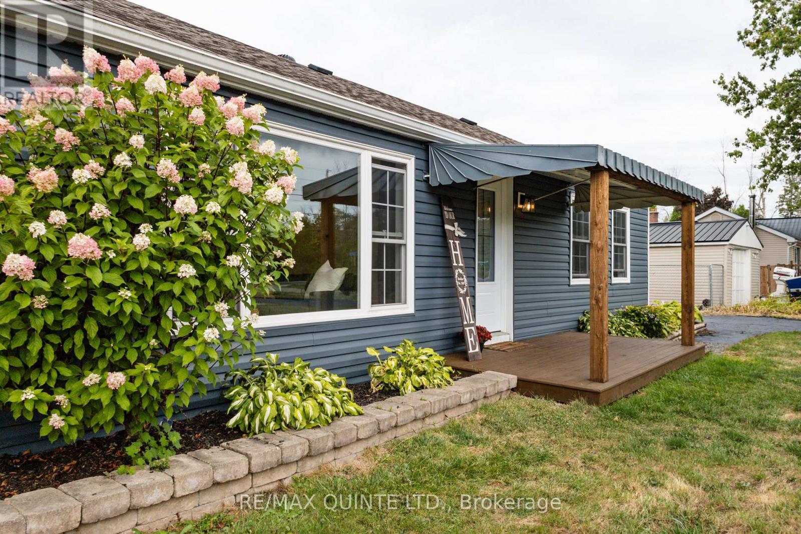 69 Ashley Street, Belleville, Ontario  K0K 2B0 - Photo 10 - X12541014