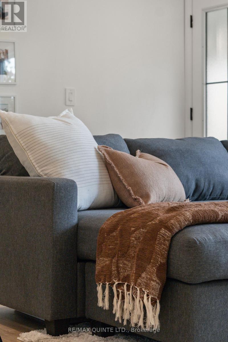 69 Ashley Street, Belleville, Ontario  K0K 2B0 - Photo 15 - X12541014