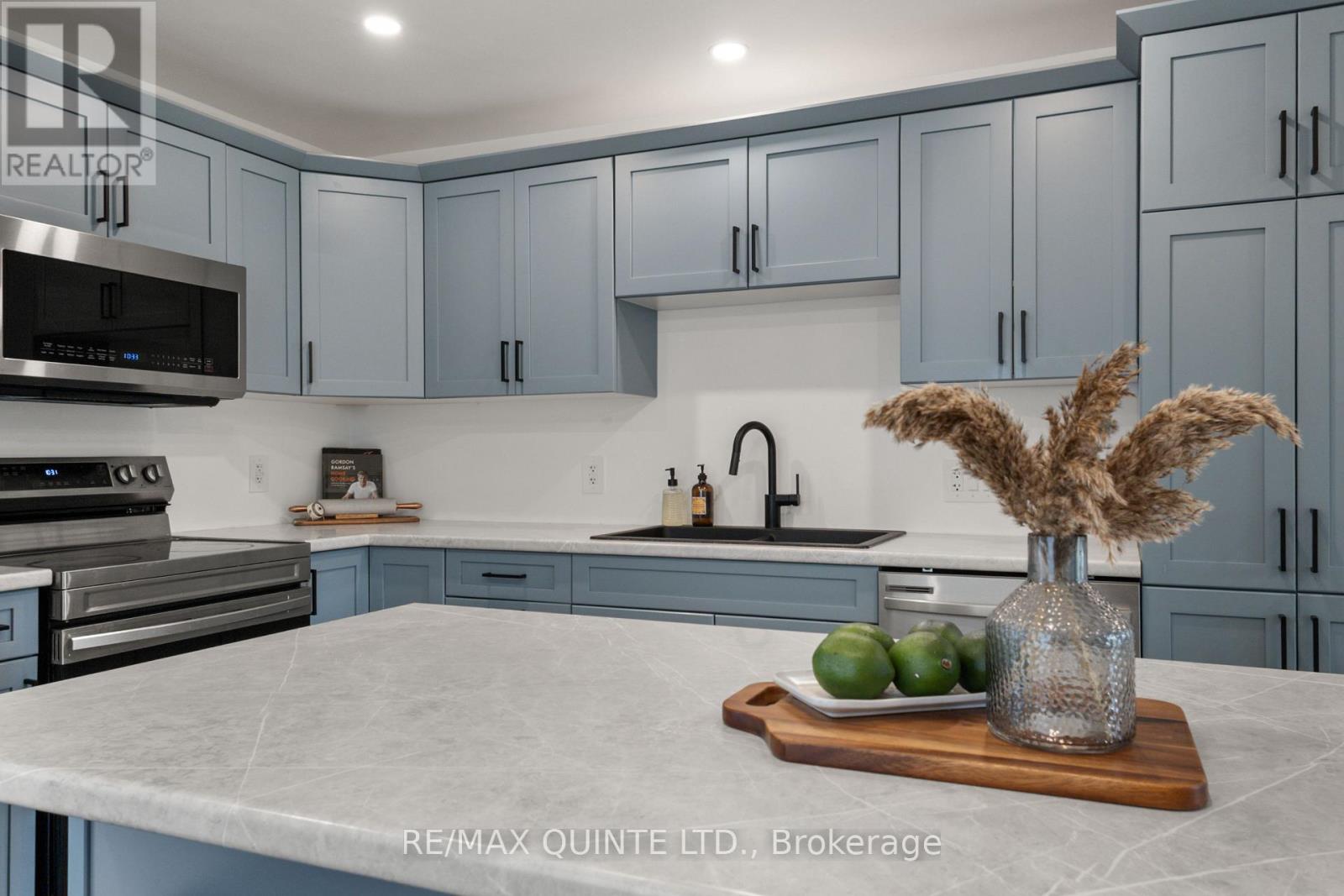 69 Ashley Street, Belleville, Ontario  K0K 2B0 - Photo 21 - X12541014