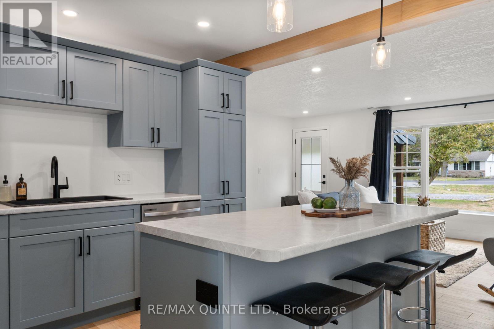 69 Ashley Street, Belleville, Ontario  K0K 2B0 - Photo 24 - X12541014