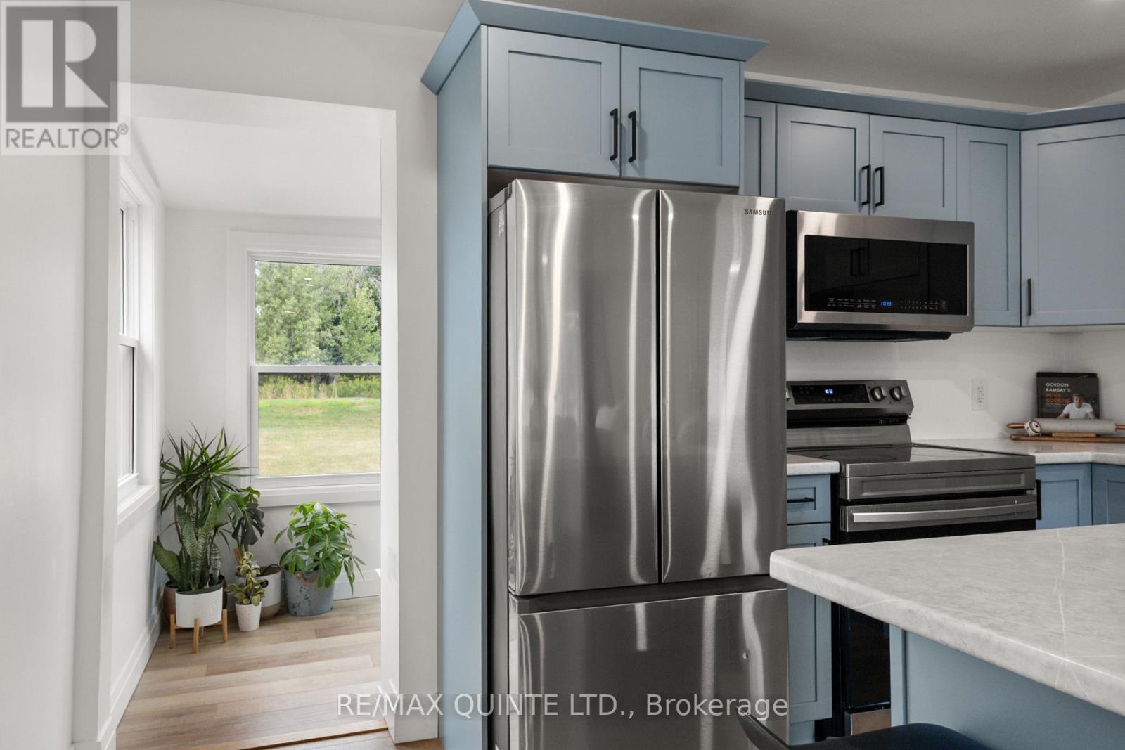 69 Ashley Street, Belleville, Ontario  K0K 2B0 - Photo 26 - X12541014