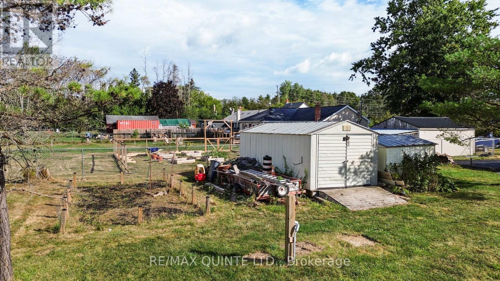 69 Ashley Street, Belleville, Ontario  K0K 2B0 - Photo 44 - X12541014