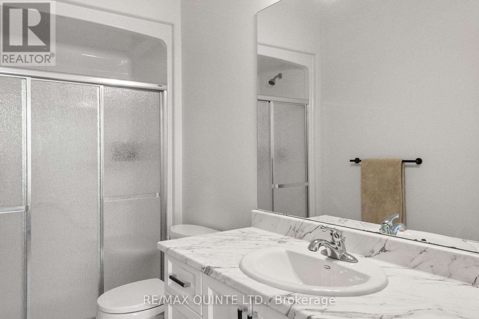 54 Athabaska Drive, Belleville, Ontario  K8N 0T2 - Photo 25 - X12541294