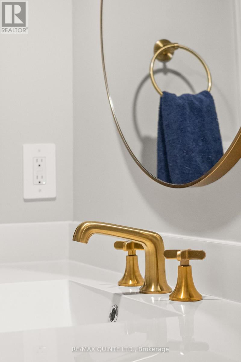 54 Athabaska Drive, Belleville, Ontario  K8N 0T2 - Photo 43 - X12541294