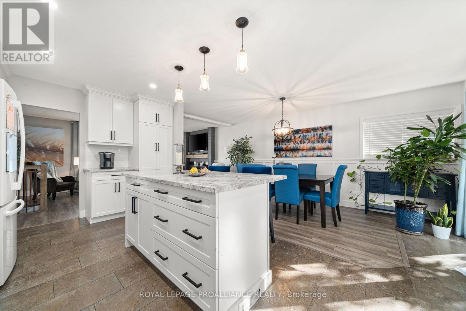 4 Kingsway Court, Belleville, Ontario  K8N 4P1 - Photo 16 - X12541564