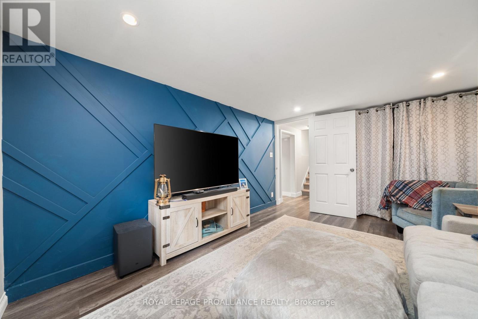 4 Kingsway Court, Belleville, Ontario  K8N 4P1 - Photo 26 - X12541564