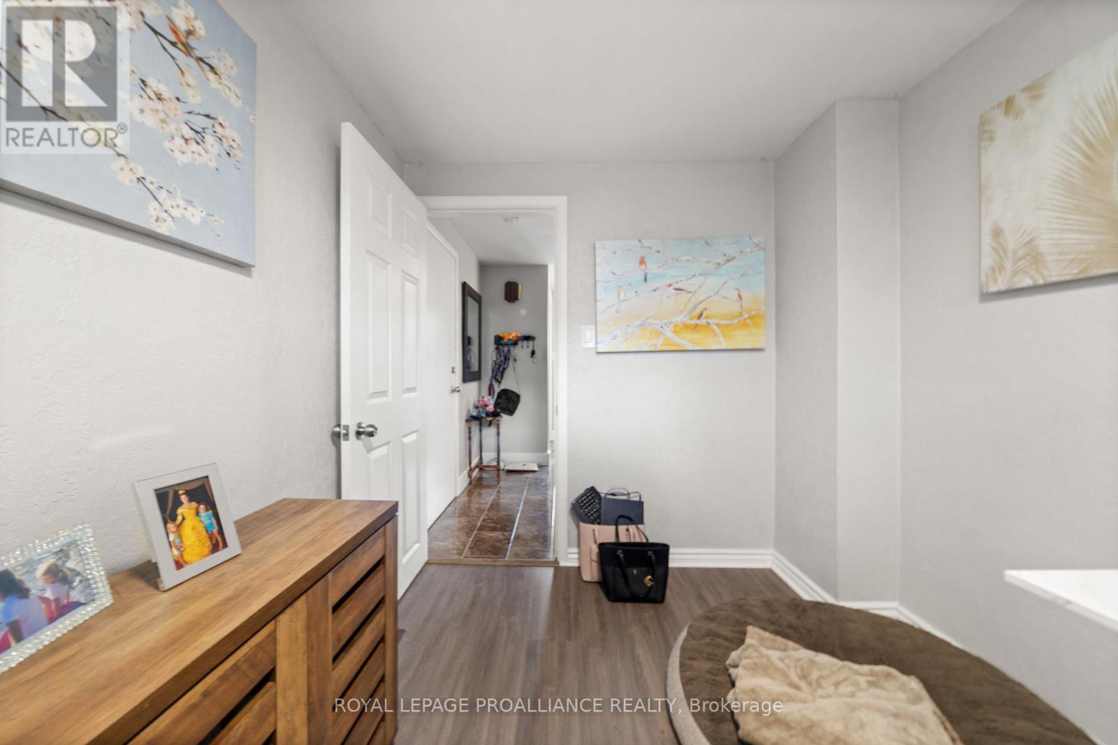 4 Kingsway Court, Belleville, Ontario  K8N 4P1 - Photo 30 - X12541564