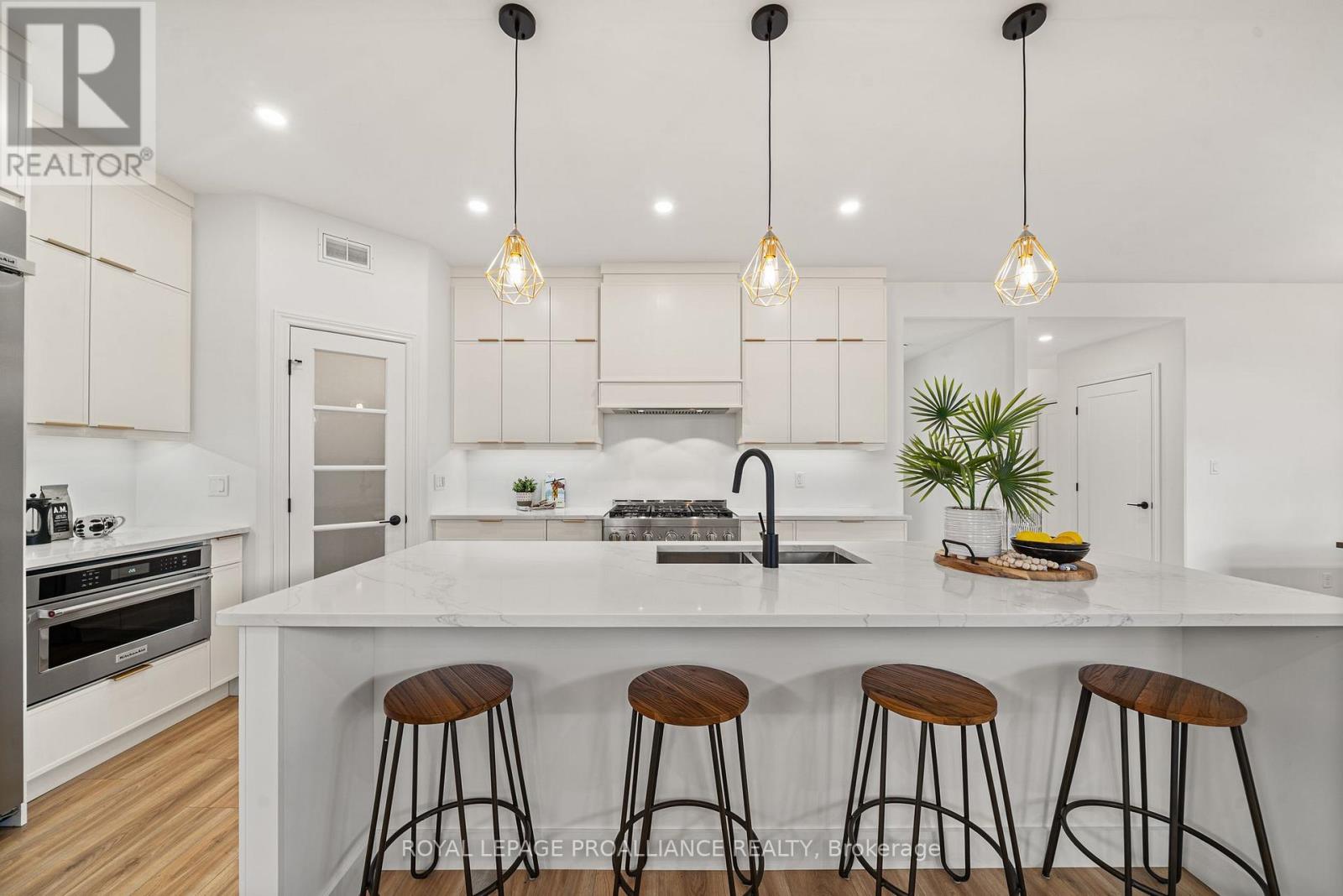 18 Raycroft Drive, Belleville, Ontario  K8N 0R4 - Photo 12 - X12541828