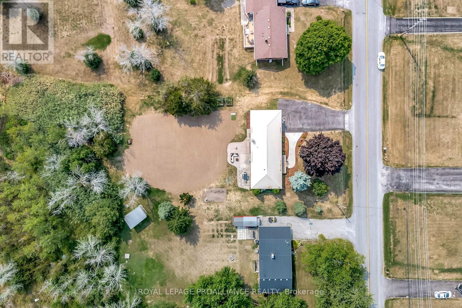 206 Elmwood Drive, Belleville, Ontario  K8N 4Z4 - Photo 43 - X12541850