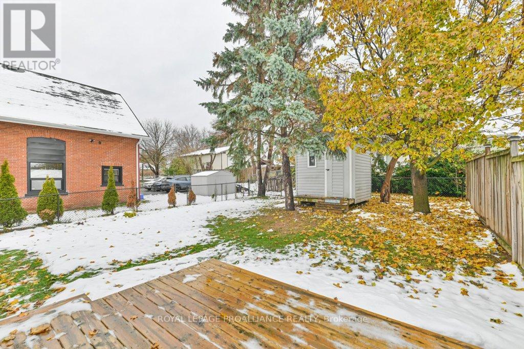 152 Cannifton Road N, Belleville, Ontario  K8P 2T1 - Photo 30 - X12542572