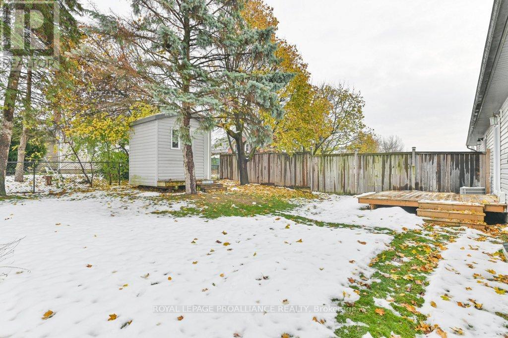 152 Cannifton Road N, Belleville, Ontario  K8P 2T1 - Photo 31 - X12542572