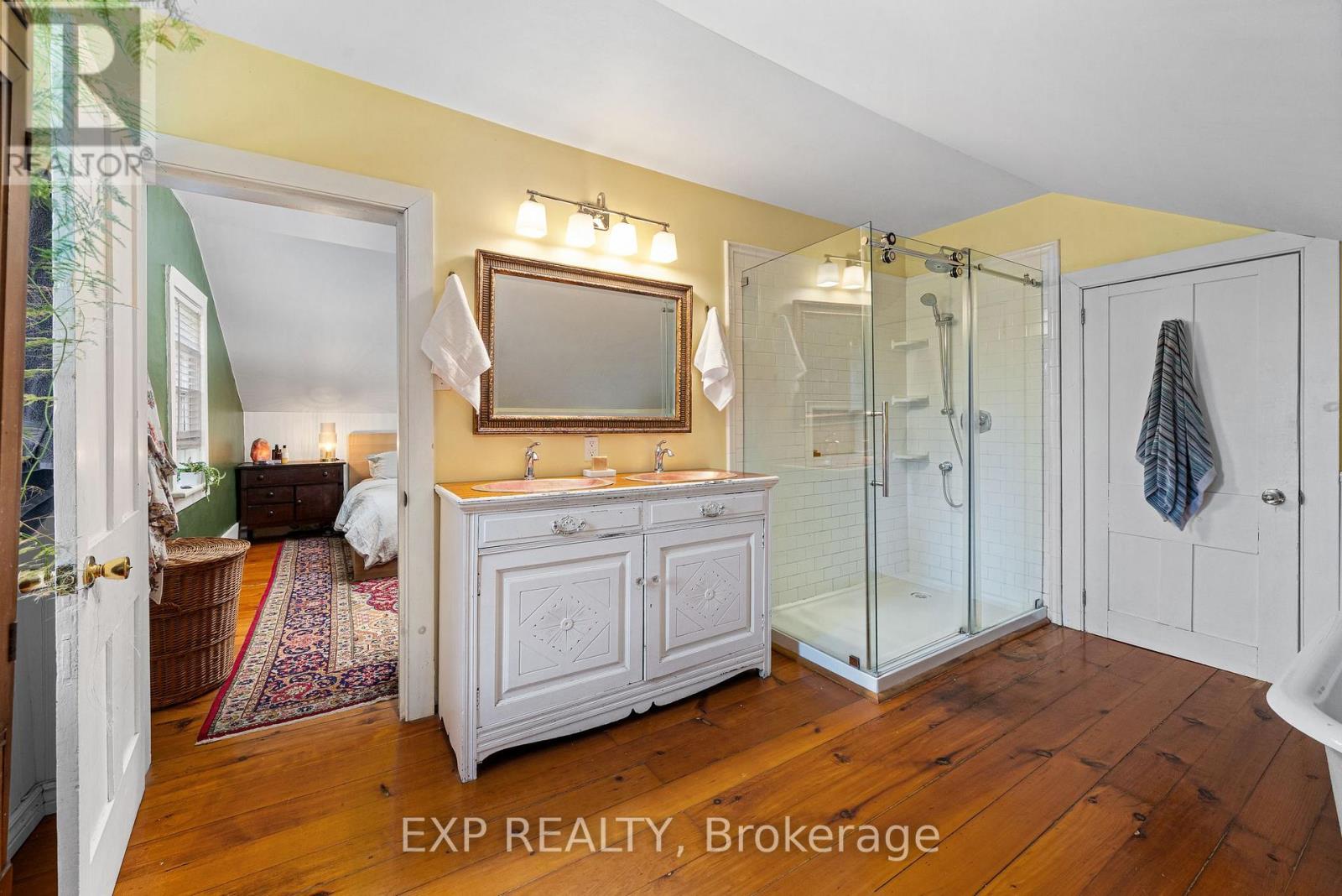 141 & 142 Station Road, Prince Edward County, Ontario  K0K 2J0 - Photo 33 - X12543360