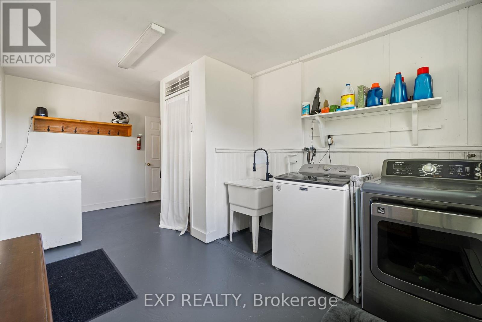 141 & 142 Station Road, Prince Edward County, Ontario  K0K 2J0 - Photo 41 - X12543360