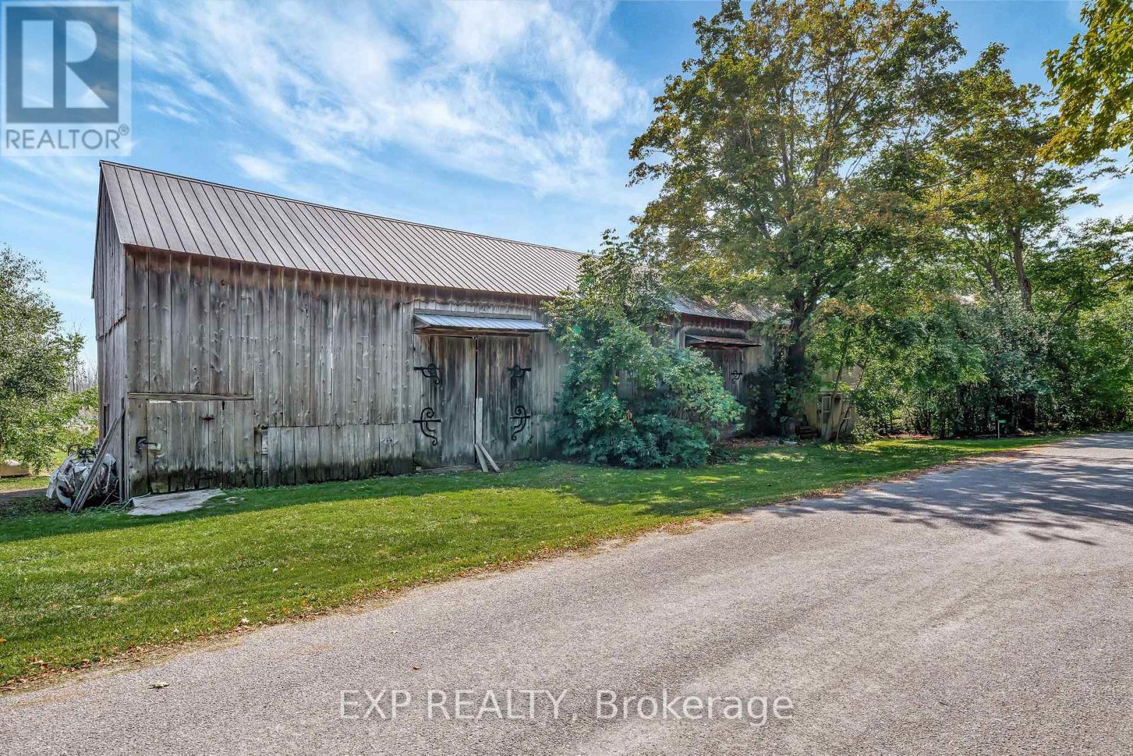 141 & 142 Station Road, Prince Edward County, Ontario  K0K 2J0 - Photo 9 - X12543360