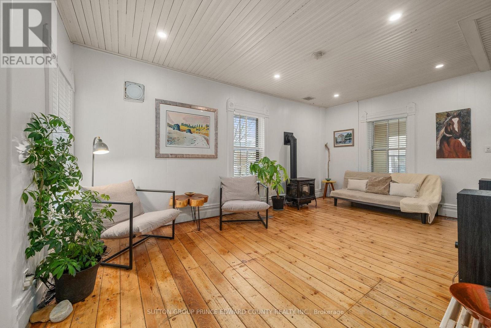 2 Queen Street E, Prince Edward County, Ontario  K0K 2T0 - Photo 3 - X12543738