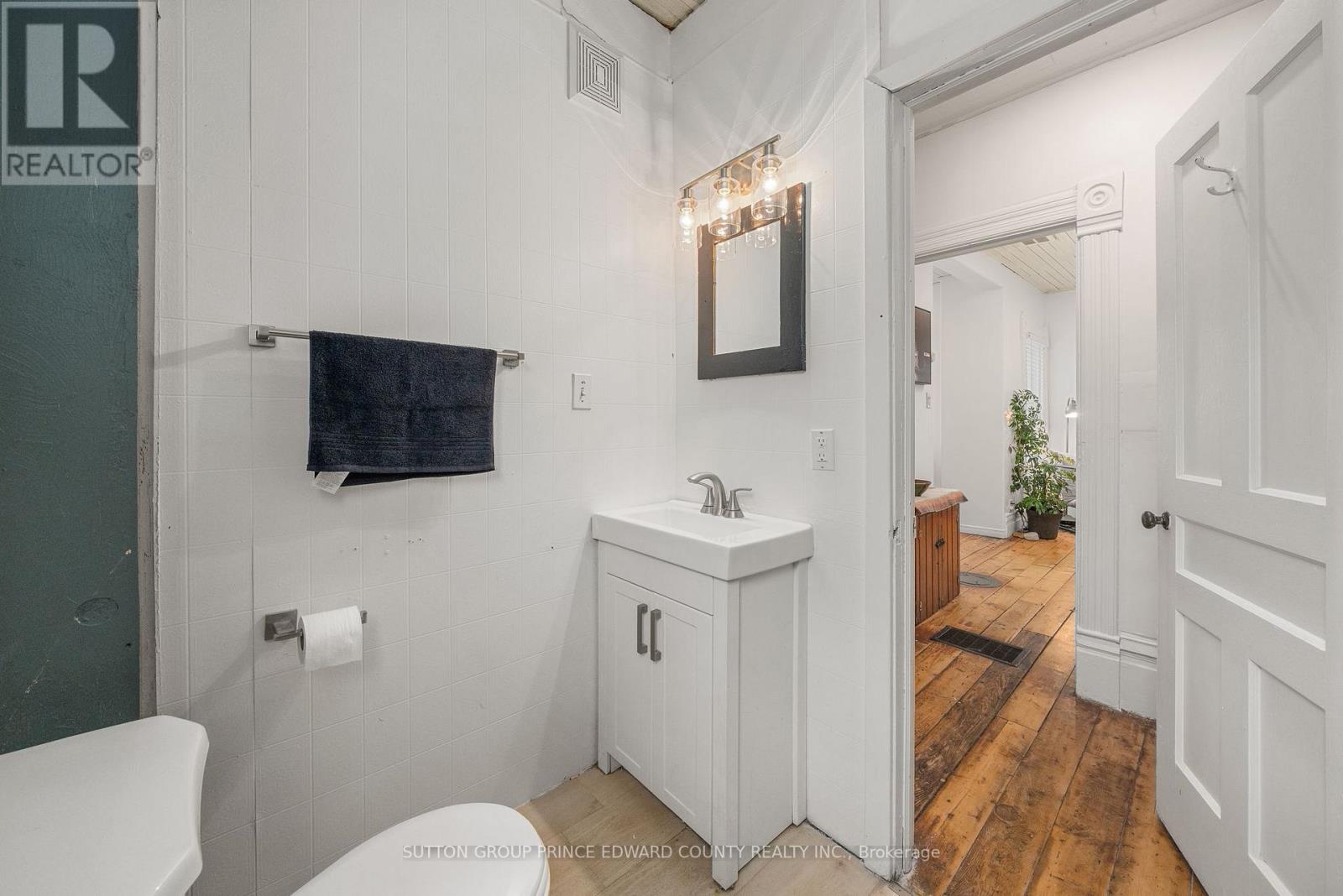 2 Queen Street E, Prince Edward County, Ontario  K0K 2T0 - Photo 36 - X12543738