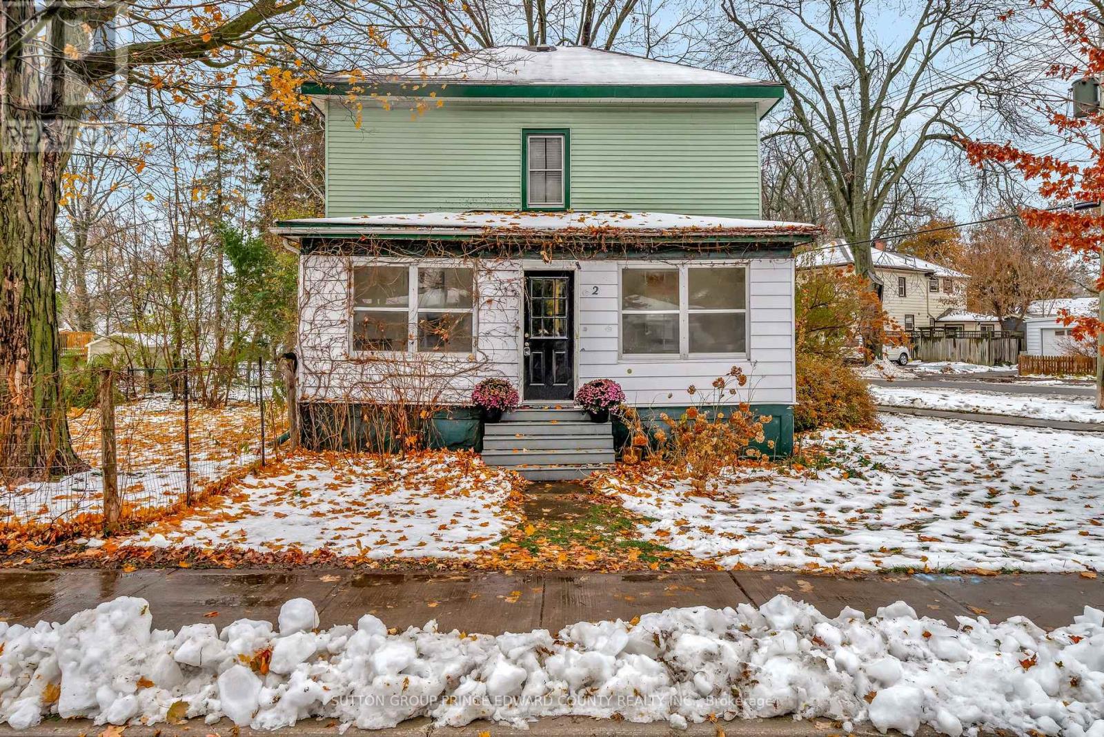 2 Queen Street E, Prince Edward County, Ontario  K0K 2T0 - Photo 44 - X12543738