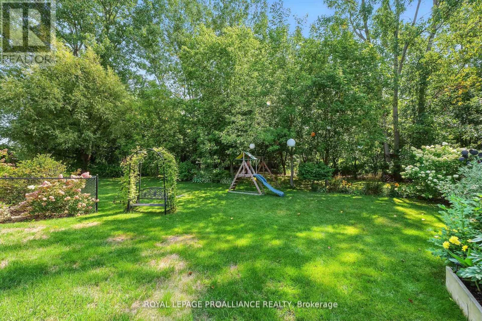 82 Royal Gala Drive, Brighton, Ontario  K0K 1H0 - Photo 42 - X12545014
