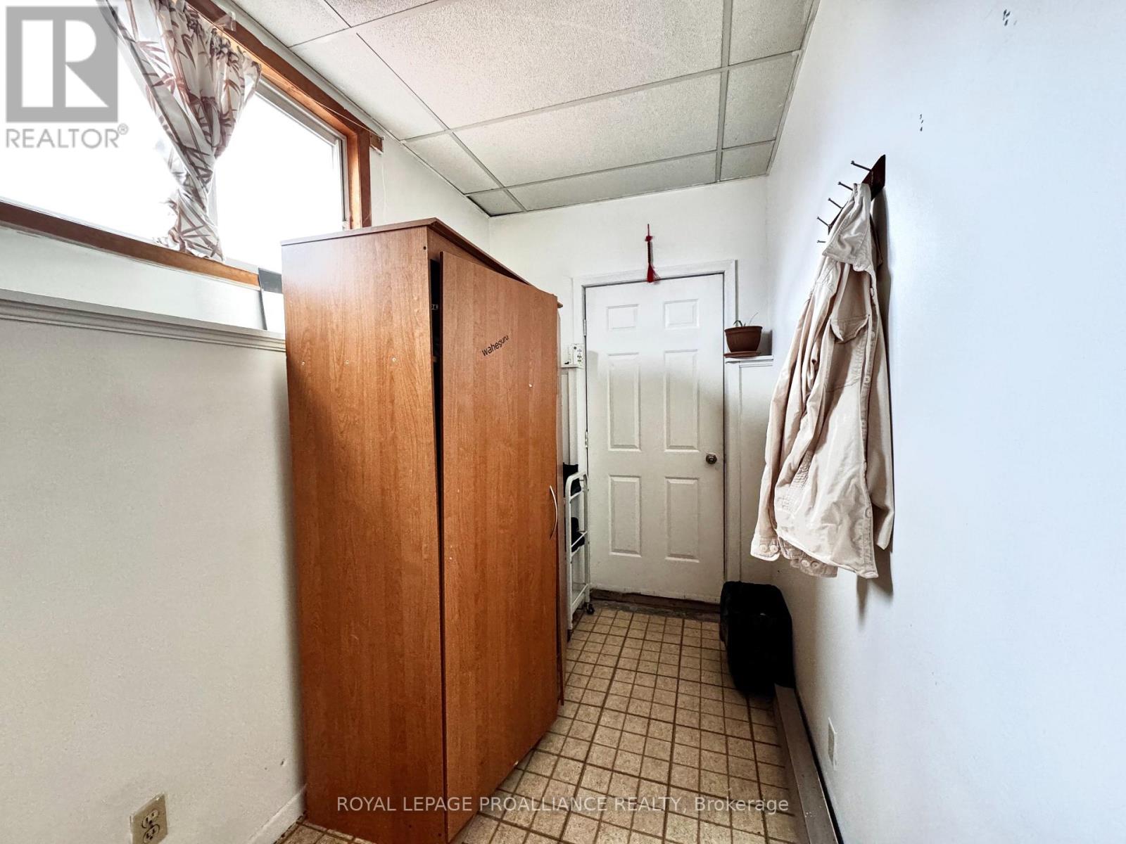 57 Donald Street, Belleville, Ontario  K8P 2J2 - Photo 12 - X12545042