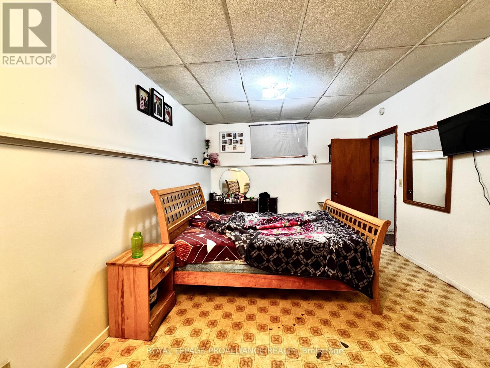 57 Donald Street, Belleville, Ontario  K8P 2J2 - Photo 13 - X12545042