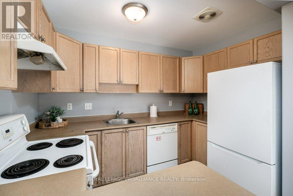 17 - 35 Albion Street, Belleville, Ontario  K8N 5Y8 - Photo 11 - X12545346