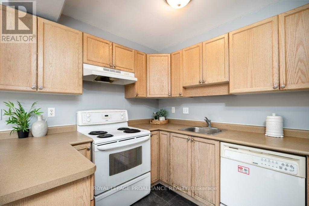 17 - 35 Albion Street, Belleville, Ontario  K8N 5Y8 - Photo 12 - X12545346